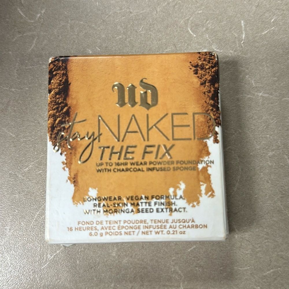 NIB Urban Decay Stay Naked the fix - 16 hour long wear powder foundation - 70WY